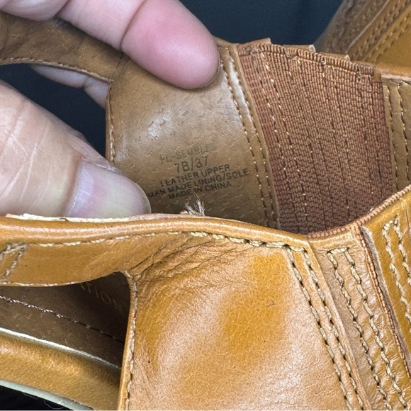 BCBGeneration Cognac Leather Peep toe Sling back 1” Platform 5.25” Heels size 7 - Picture 8 of 16